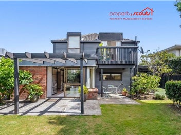 32 Saint Columbans Grove, Boulcott, Lower Hutt