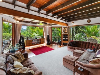 27A Tane Road, Laingholm, Auckland