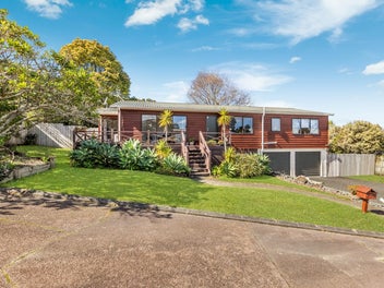 5 San Bernadino Drive, Henderson, Auckland