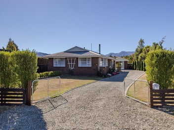 14 Wairau Road, Albert Town, Wānaka