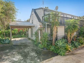 8 Capitol Road, Matakatia, Whangaparaoa
