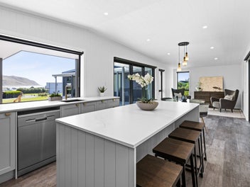4A Shoal Beach Road, Aramoana, Omakere