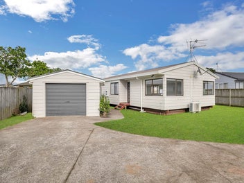 2/146 Buckland Road, Mangere East, Auckland