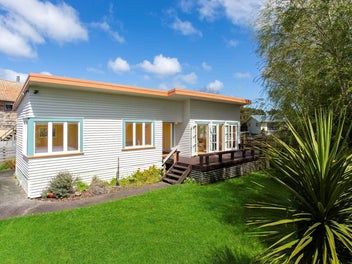 36A Parakai Avenue, Parakai, Helensville