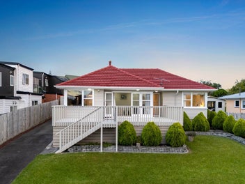 9 Rangitiki Crescent, Lynfield, Auckland