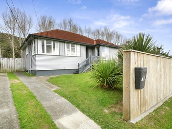 76 Strand Crescent, Naenae, Lower Hutt