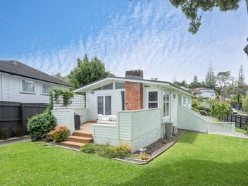 34 Laburnum Road, New Windsor, Auckland