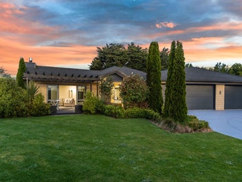 100 McMahon Drive, Aidanfield, Christchurch