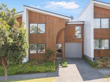 6 Quarters Lane, Beachlands, Auckland