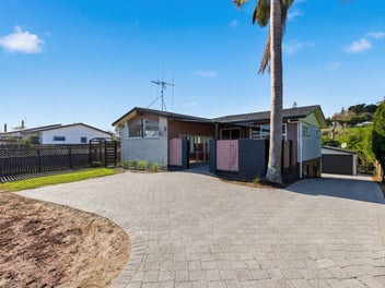 18 Olivine Street, Poike, Tauranga