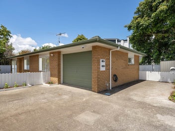 114 Crawford Avenue, Mangere Bridge, Auckland