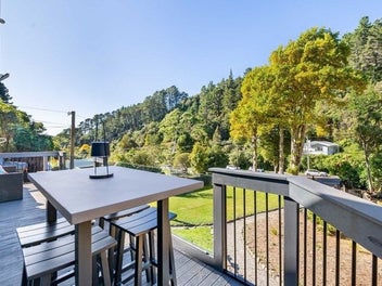 114A Pinehaven Road, Pinehaven, Upper Hutt
