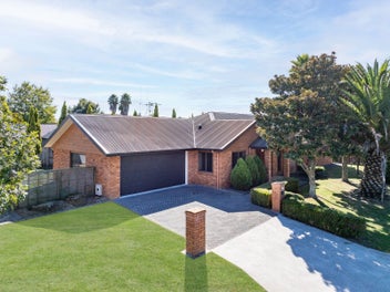 2 Shiraz Place, Rototuna, Hamilton