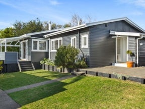 37 Waimumu Road, Massey, Auckland