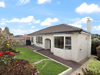 58 Spencer Street, Andersons Bay, Dunedin