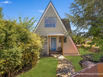 48 Hopkins Street, Cromwell