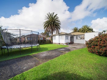 123 Favona Road, Favona, Auckland