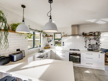 16 Surrey Street, Taradale, Napier