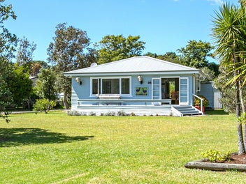 35 Marlin Place, Whiritoa, Waihi