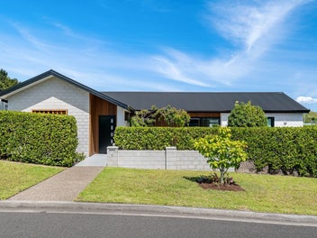 12 Ellesmere Close, Pyes Pa, Tauranga