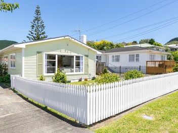9 Redwood Avenue, Tawa, Wellington
