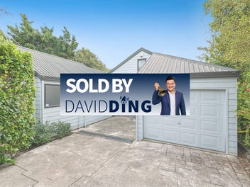 7 Emery Grove, Bayview, Auckland