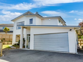 123 Cortina Avenue, Johnsonville, Wellington
