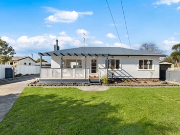 9 Hill Crescent, Papakura, Papakura