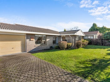 2/136 Middlepark Road, Sockburn, Christchurch