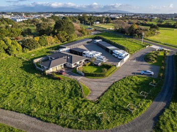 32 Airport Drive, Bell Block, New Plymouth