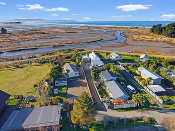22 Swindells Road, Waikuku Beach, Waikuku Beach