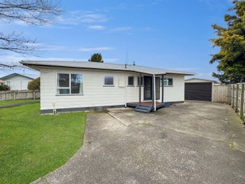 97 Benmore Avenue, Cloverlea, Palmerston North