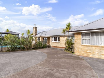 68 Raleigh Road, Northcote, Auckland