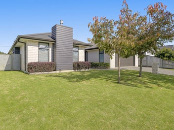 14 Saint Thomas Avenue, Pyes Pa, Tauranga