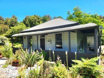 28 Ross Street, Dunollie, Runanga