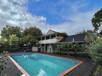 1236 Great South Road, Runciman, Drury