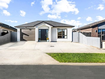 16 Survila Street, Takanini, Auckland