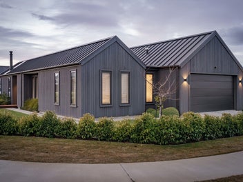 64 Obelisk Street, Wanaka