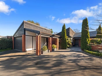 2/62 Murray Place, St Albans, Christchurch