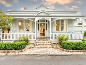 536 Grey Street, Hamilton East, Hamilton