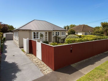 34 Pitcairn Crescent, Bryndwr, Christchurch