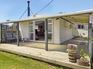 29 Ruanui Street, Himatangi Beach, Himatangi Beach