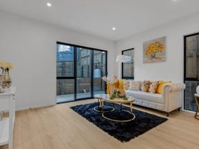 9 Frontier Lane, Flat Bush, Auckland
