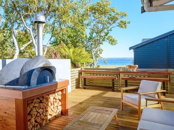 9B Holden Avenue, Holdens Bay, Rotorua