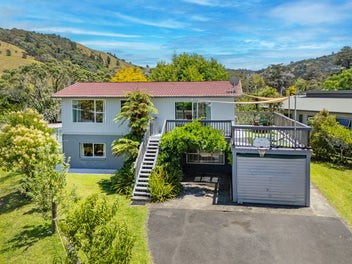 11 Parkland Place, Whitianga, Whitianga