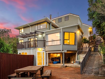 99 Discovery Drive, Whitby, Porirua