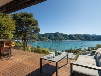 27 Amelia Crescent, Waikawa, Picton