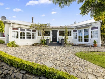 19 Middleton Road, Kew, Dunedin