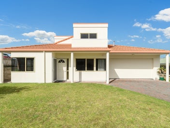 30 Racecourse Way, Gate Pa, Tauranga