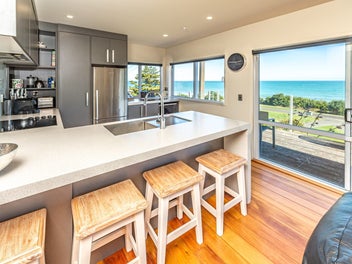 18 Sunset Parade, Kai Iwi, Whanganui